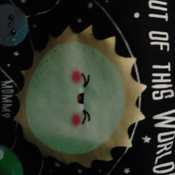 Glow in the dark t-shirt - Picture 2 of 3